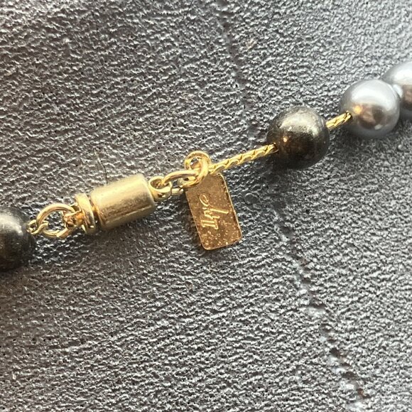 JFT Graduated Knot Necklace  24 In Vintage Gray Beaded Gold Push Clasp Classic - Picture 4 of 8